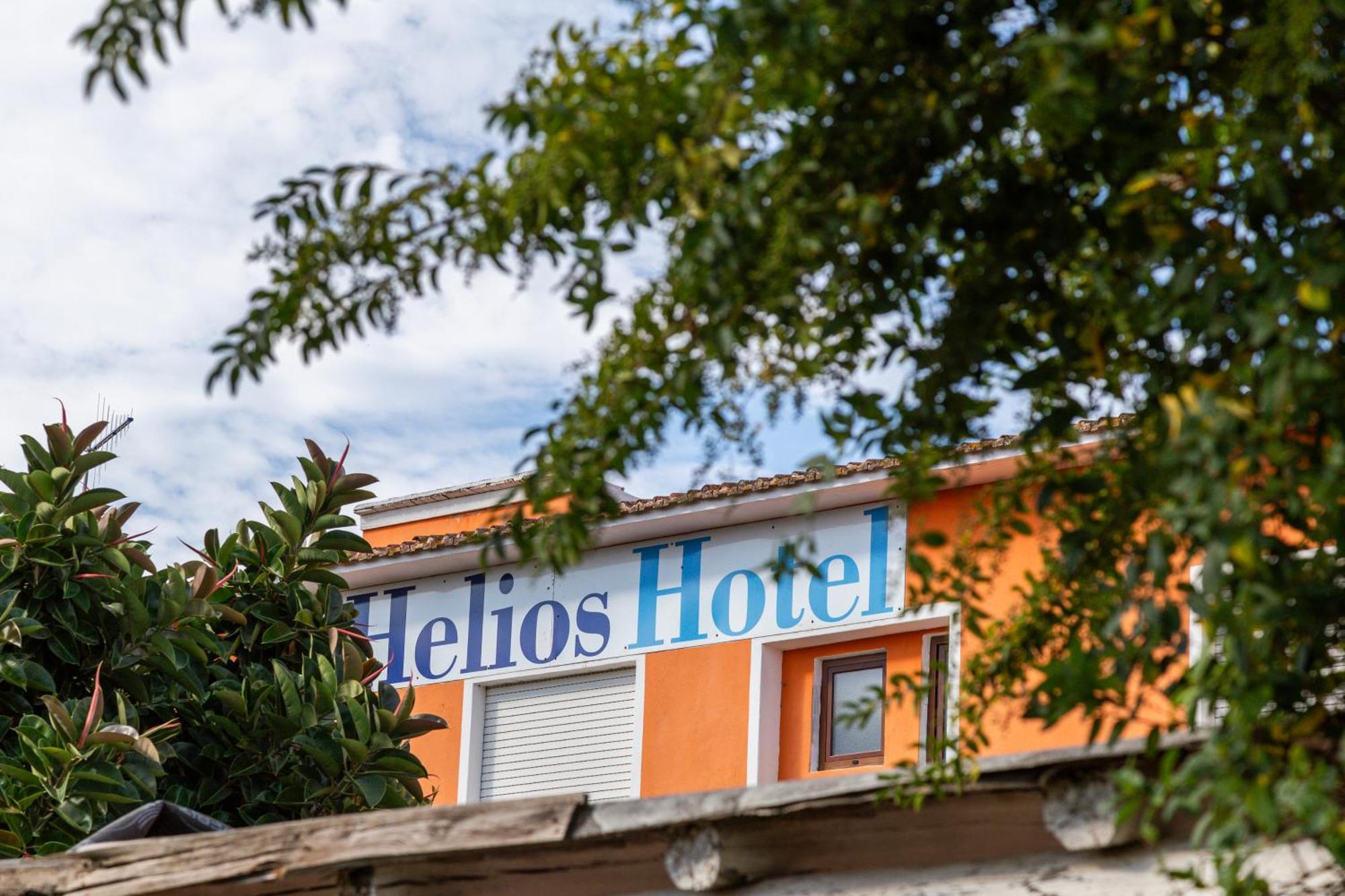 Helios Hotel 산테오도로 외부 사진